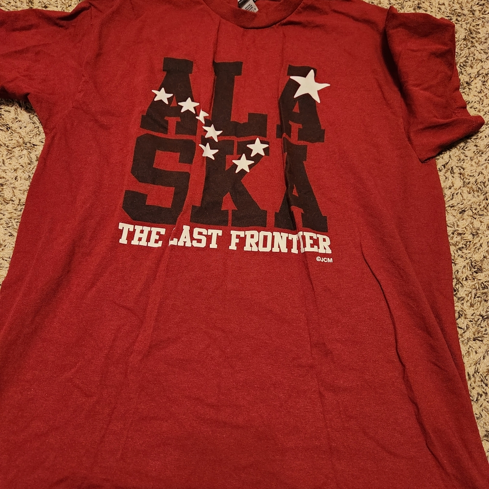 Gildan Maroon Graphic T-Shirt